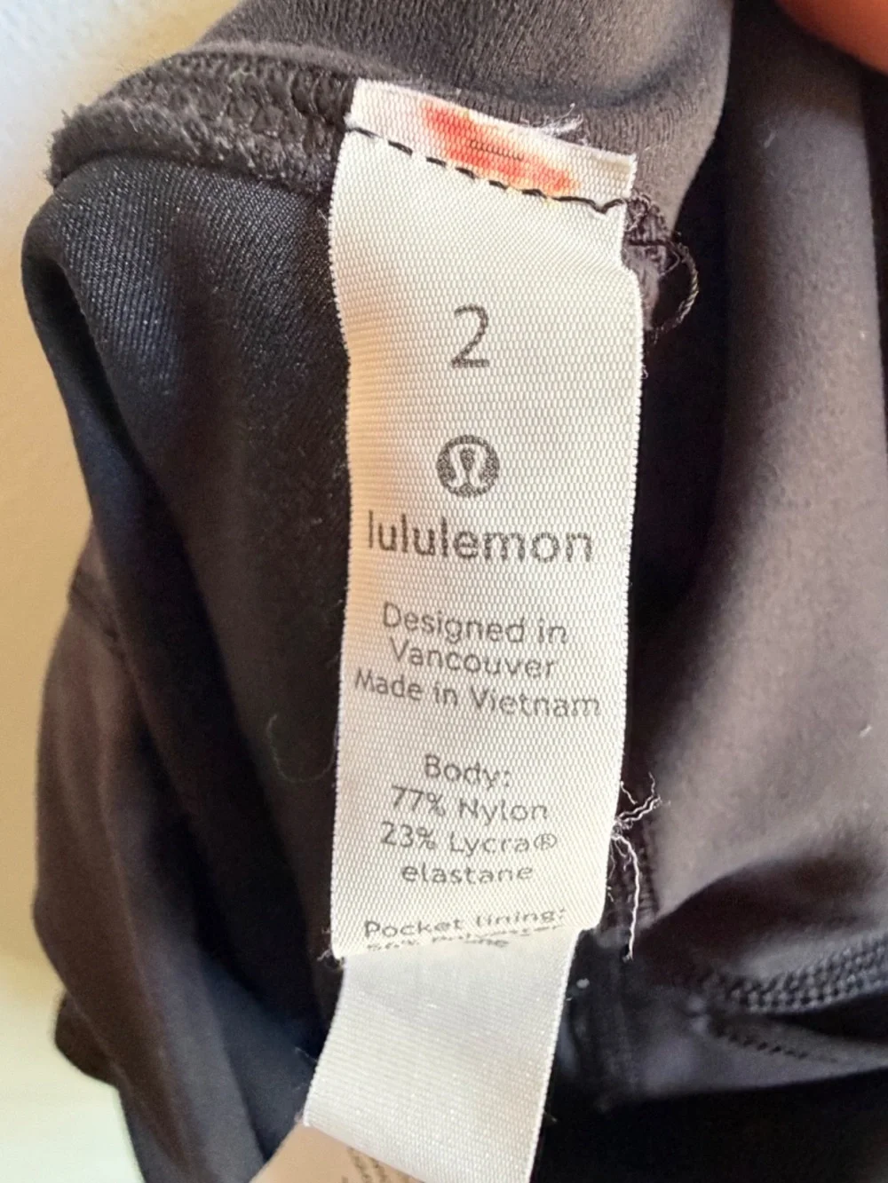 Lululemon Wunder Train High-Rise Short 6" Black, size 2 - Picture 5 of 7